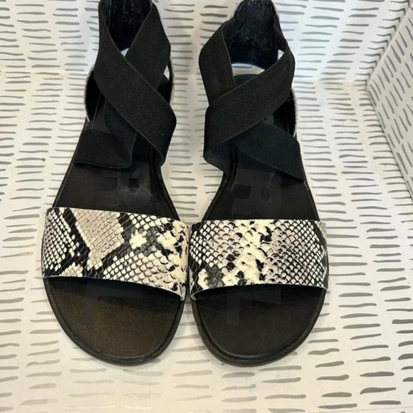 Sorel Women's Ella II‎ Sandal size 7 - Picture 3 of 7